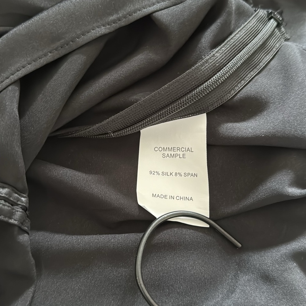 FRAME Cinch Front Long Sleeve Silk Top Small - Picture 8 of 8